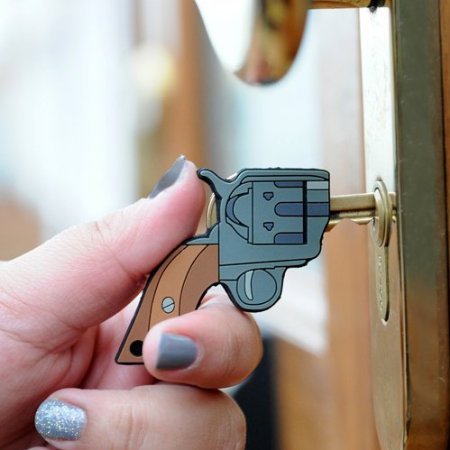 Who Said Keys Had To Be Boring With These Gun Shaped Key Covers You Can Easily Distiguish Your House No More Fumbling In The Dark When Youre Full Of Who Said Keys Had To Be Boring With These Gun Shaped Key Covers You Can Easily Distiguish Your House No More Fumbling In The Dark When Youre Full Of