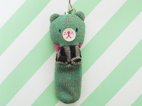 polkaros-kuma-chapstick