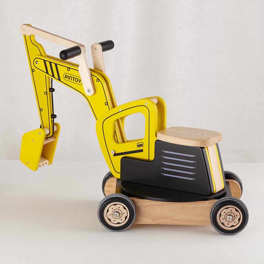 GFK-excavator-ride-on