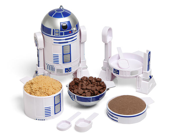 GEEK-r2d2-measuring-cups