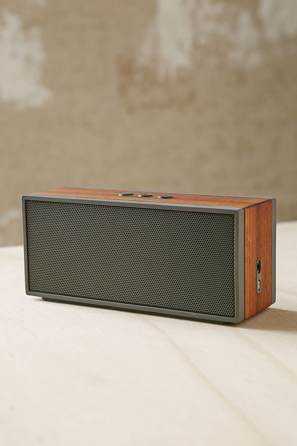 MUSIC-speaker