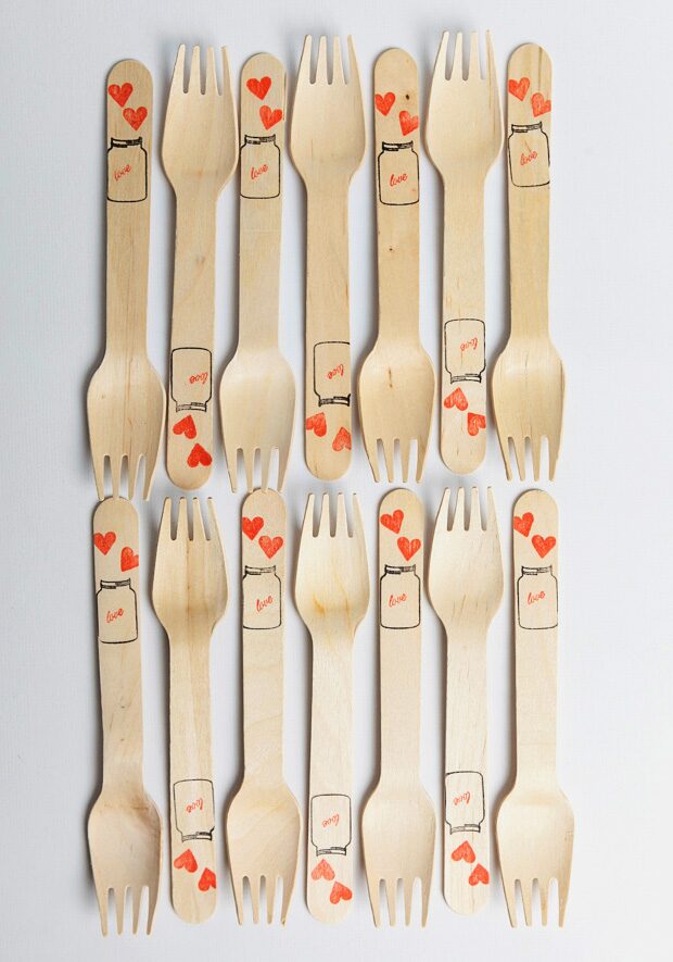 DECO-hear-wooden-knives