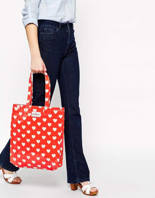 st-heart-all-over-print-summer-tote
